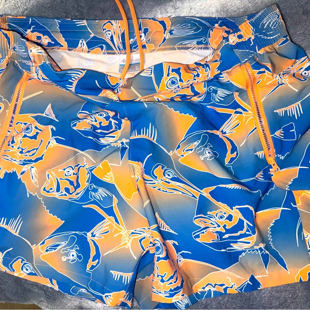 Women’s tidal 2 shorts 🐠🐬